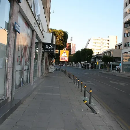 Apartment Express Court *