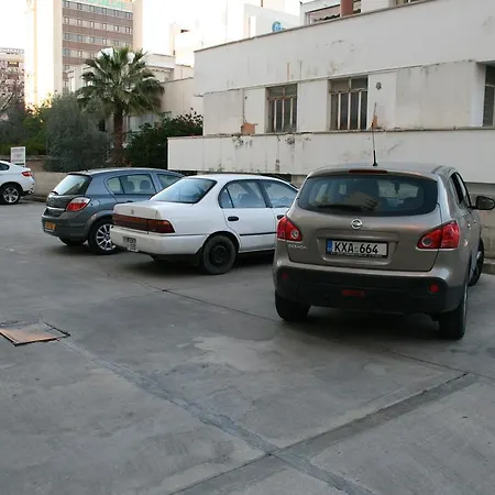 Apartment Express Court *